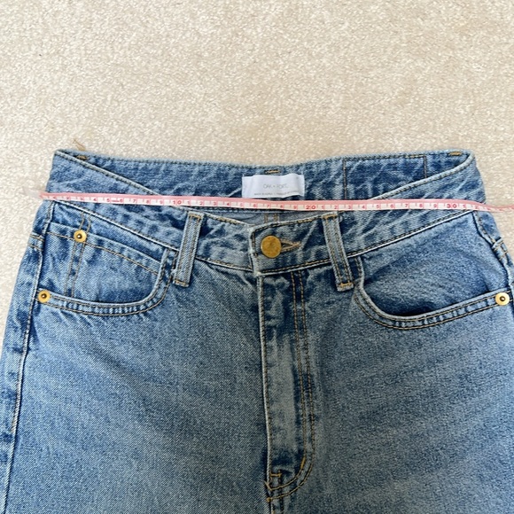 Oak + Fort | High waisted straight leg raw hem jeans - Picture 5 of 8